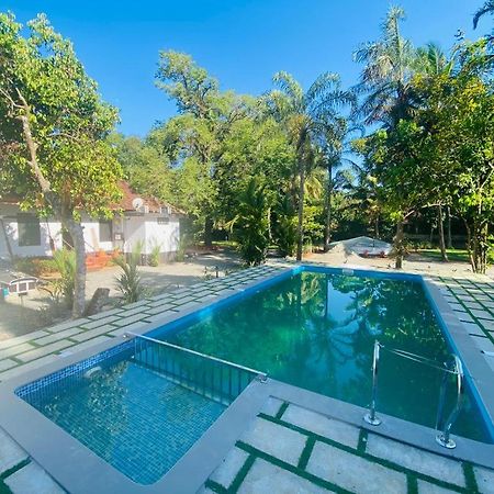 Babira Brookside Heritage Resort كوماراكوم المظهر الخارجي الصورة