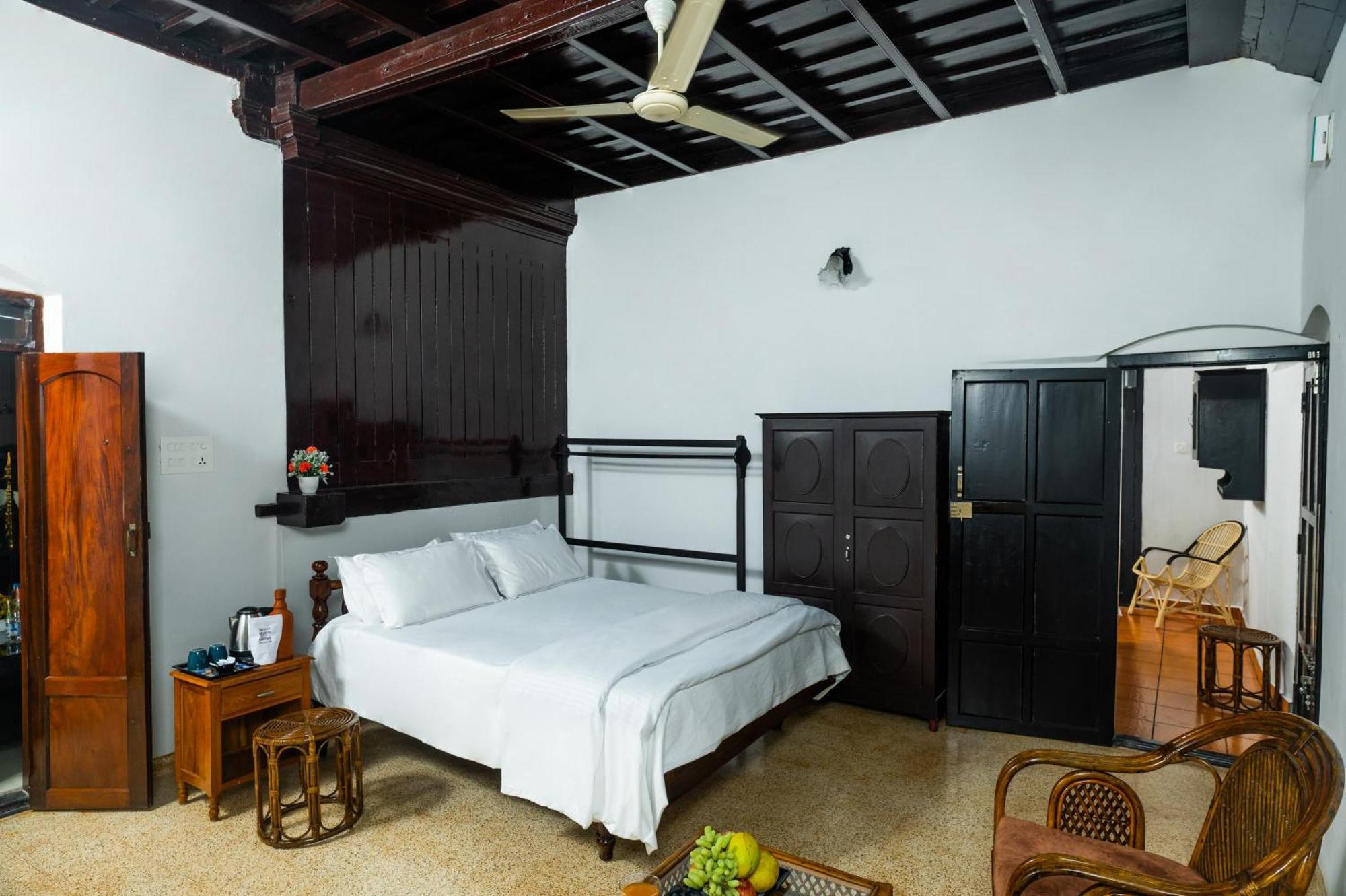 Babira Brookside Heritage Resort كوماراكوم المظهر الخارجي الصورة
